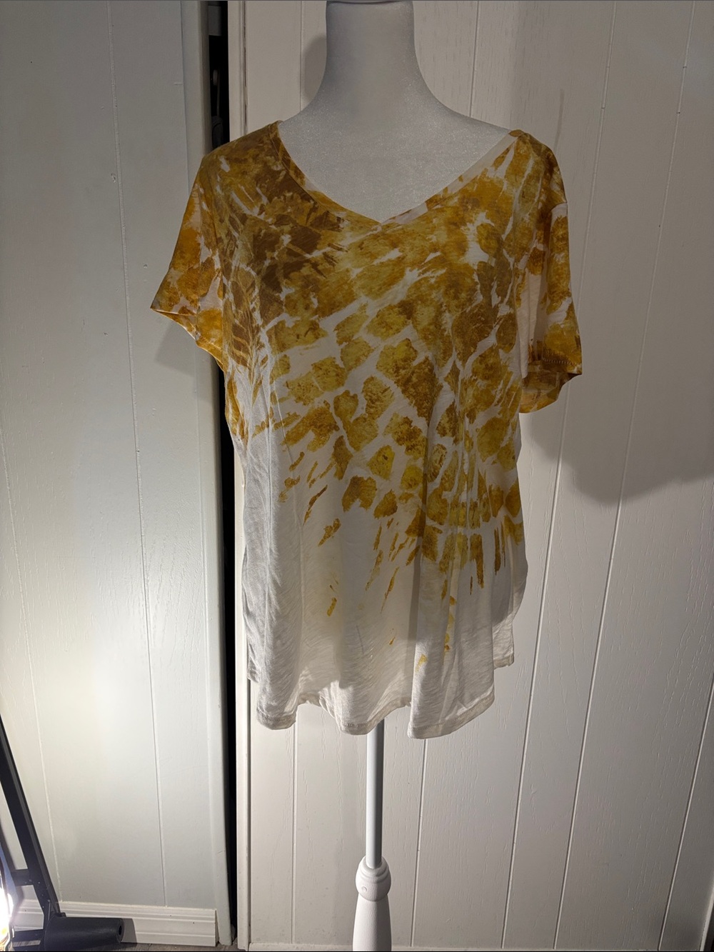 Sonoma White and Yellow Tie-Dye V-Neck Short Sleeve Top